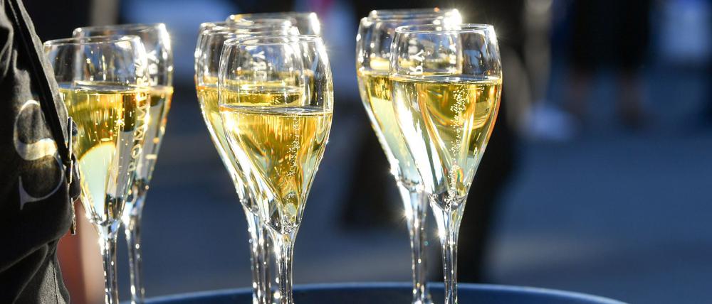 Der Absatz von Champagner ist im vergangenen Jahr sowohl in Frankreich als auch im Ausland gesunken (Archivbild).