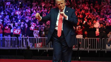 Der „Trump Dance“ hat sich längst als Meme im Internet verbreitet.