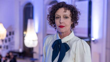Maria Schrader kennt Los Angeles gut, entsprechend bedrückt sie, wie dort die Brände wüten. 