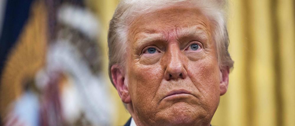 Trump lehnt die bisher von den USA geleisteten Milliardenhilfen für die Ukraine ab und will rasch einen Friedensschluss erreichen.