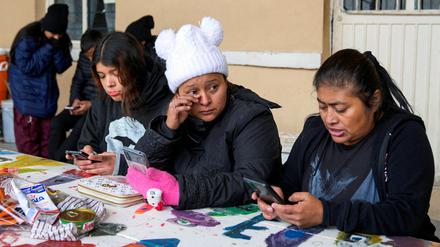 Denia Mendez aus Honduras, 32, mit ihrer Tochter Sofia, 15.