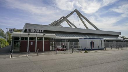 Das Erika-Heß-Eisstadion musste wegen einer technischen Störung erneut schließen..
