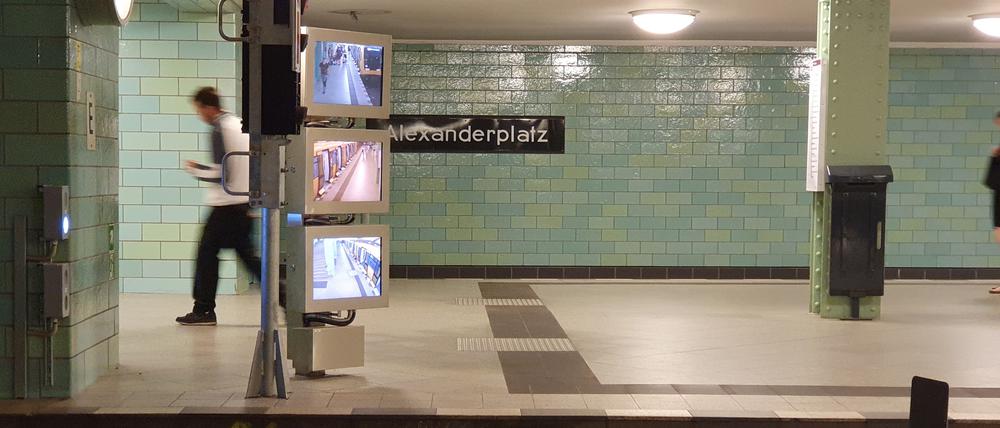 Alexanderplatz U5 Monitore