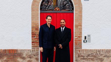 Lewis Hamilton mit Ferrari-Boss John Elkann.