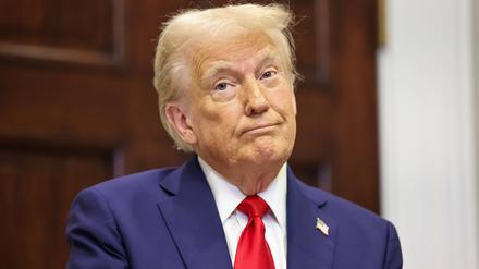 US-Präsident Trump hält eine Rede im Roosevelt Room des Weißen Hauses in Washington DC, am Dienstag, 21. Januar 2025.
