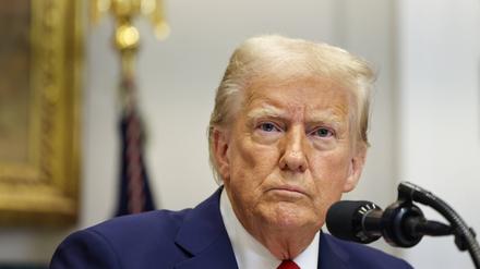 Das Papier, über das die Nachrichtenagentur Reuters am Wochenende exklusiv berichtet hatte, enthält deutliche Warnungen des deutschen Botschafters in den USA vor der Trump-Agenda.