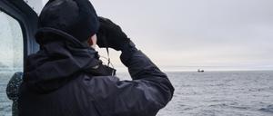 Ein Estnisches Marineschiff fährt in der Ostsee im Rahmen verstärkter NATO-Patrouillen in der Region nach einem mutmaßlichen Sabotageakt an Unterseekabeln (Archivbild vom 9. Januar).