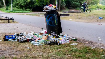 Eine Verpackungssteuer könnte zur Verringerung der Müllmenge beitragen, sagen die Befürworter. (Archivbild)