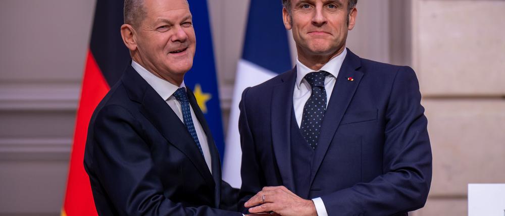 Kanzler Scholz und Präsident Macron beschwören Europas Einigkeit gegenüber Trump.