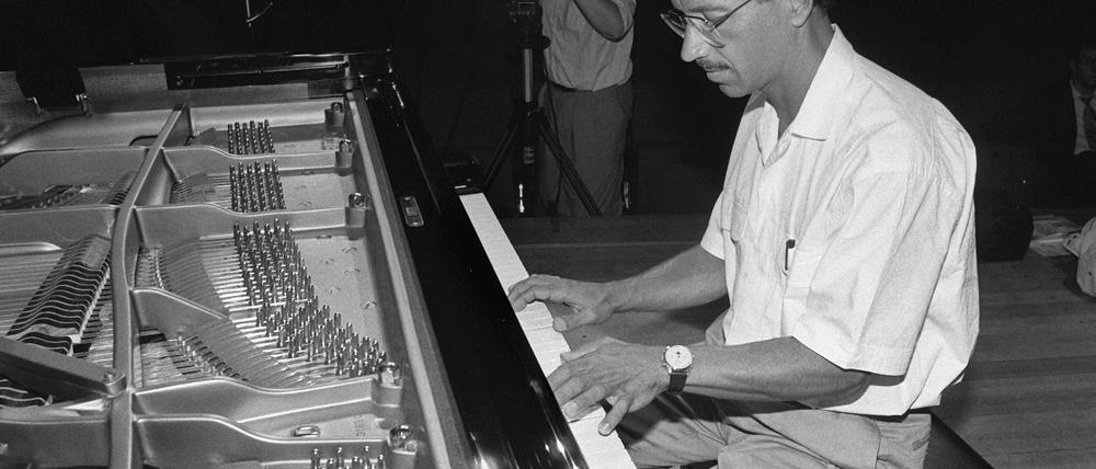 Keith Jarrett, hier zu sehen bei einem anderen Auftritt in der niedersächsischen Stadt Uelzen im Jahr 1989.
