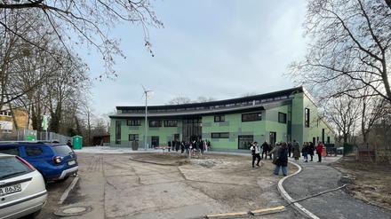 Eröffnung des neuen Jugendclub Wildwuchs Berlin Spandau Wilhelmstadt Götelstraße JFE Jugendfreizeiteinrichtung