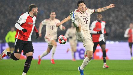 Minjae Kim verpasst vor dem 0:1 den Ball und das Unheil nimmt seinen Lauf für die Bayern.