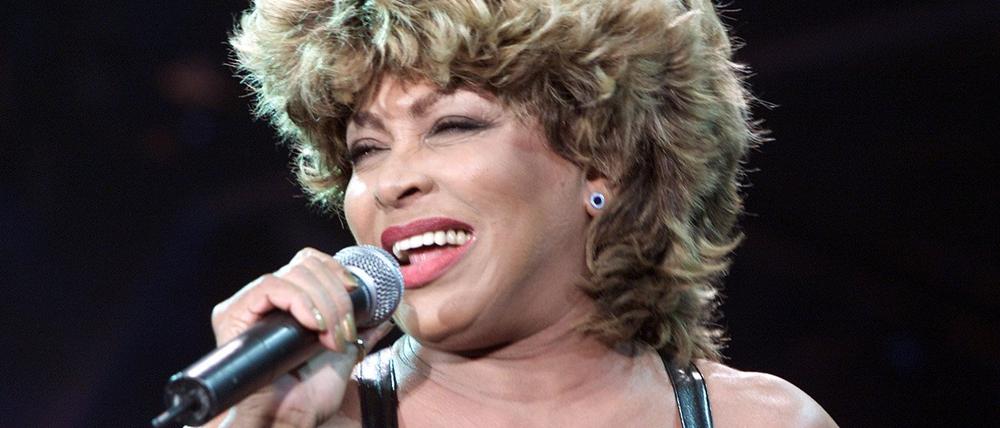 Auch weit nach ihrem Tod begeistert die Musik von Tina Turner die Fans. (Foto aus dem Jahr 2000)