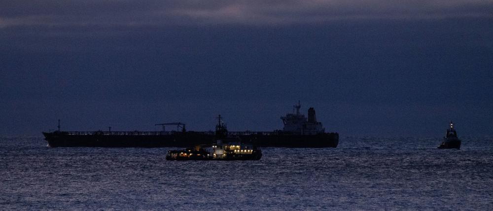 Bereits Mitte Januar havarierte auf der Ostsee ein russisches Schiff: Hier zu sehen der manövrierunfähige Tanker „Eventin“.