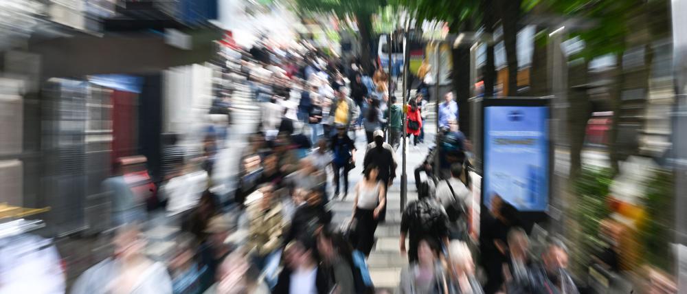 Fast 83,6 Millionen Menschen lebten zum Jahresende 2024 in Deutschland. (Symbolbild)