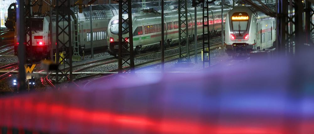 Die EVG fordert in den anstehenden Tarifverhandlungen bei der Bahn 7,6 Prozent mehr Geld.