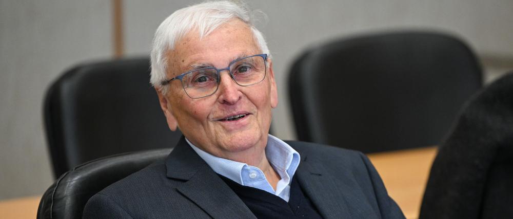 Theo Zwanziger erhält eine Entschädigung.