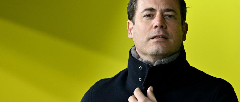 Lars Ricken muss in seinem neuen Job schnell klare Kante zeigen