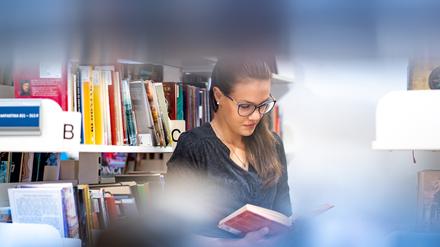 Mehr Postdoc-Wissenschaftler auf Dauerstellen kosten viel Geld. Das Problem zu regeln, wird von der schwarz-roten Berliner Regierung weiter aufgeschoben.