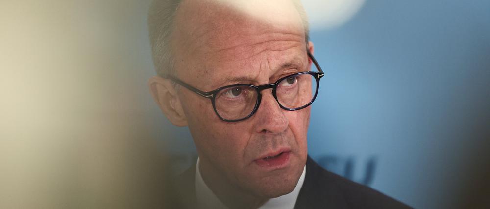 Friedrich Merz will Kanzler werden. Nun gerät er unter Druck.