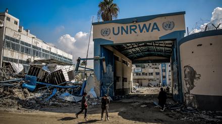 Schäden an den Gebäuden des Hilfswerks der Vereinten Nationen für Palästinaflüchtlinge (UNRWA) in Gaza.