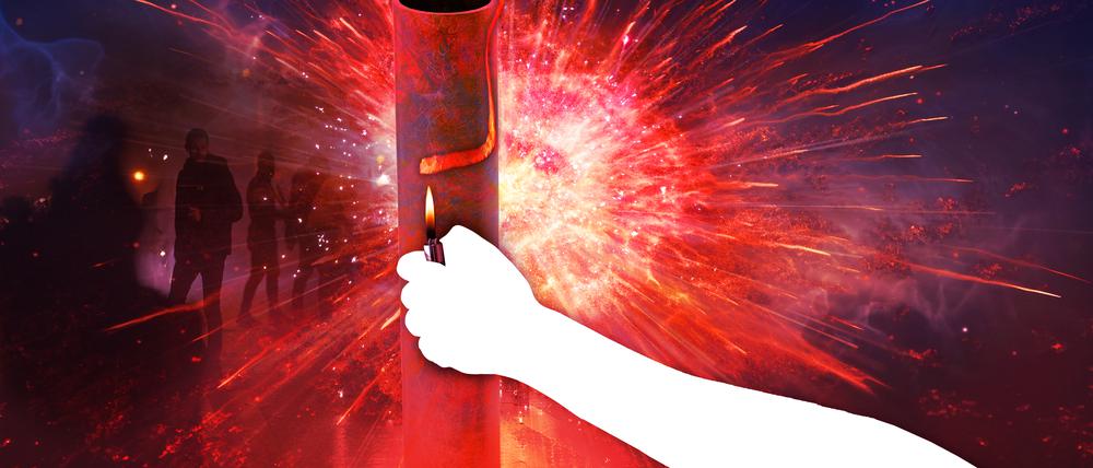 Die Zündschnur hängt aus dem Rohr. Doch als er sie anzünden will, geht die Kugelbombe bereits hoch.