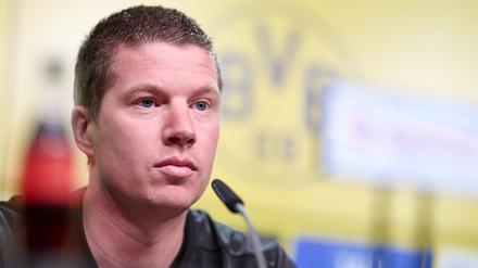 Der bisherige U19-Coach Mike Tullberg soll Borussia Dortmunds Profis am Samstag gegen Bremen zum Sieg führen. 