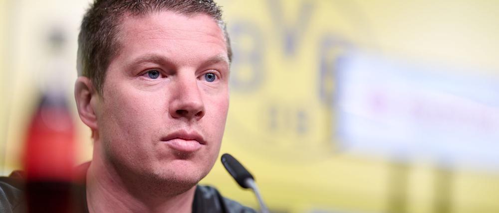 Der bisherige U19-Coach Mike Tullberg soll Borussia Dortmunds Profis am Samstag gegen Bremen zum Sieg führen.