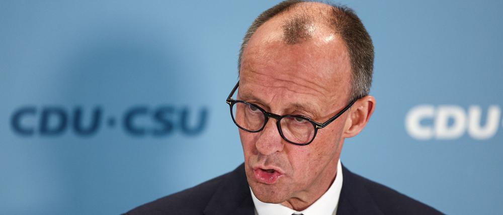 Unionskanzlerkandidat Friedrich Merz will im Bundestag noch vor der Wahl schärfere Migrationsregeln zur Abstimmung stellen.