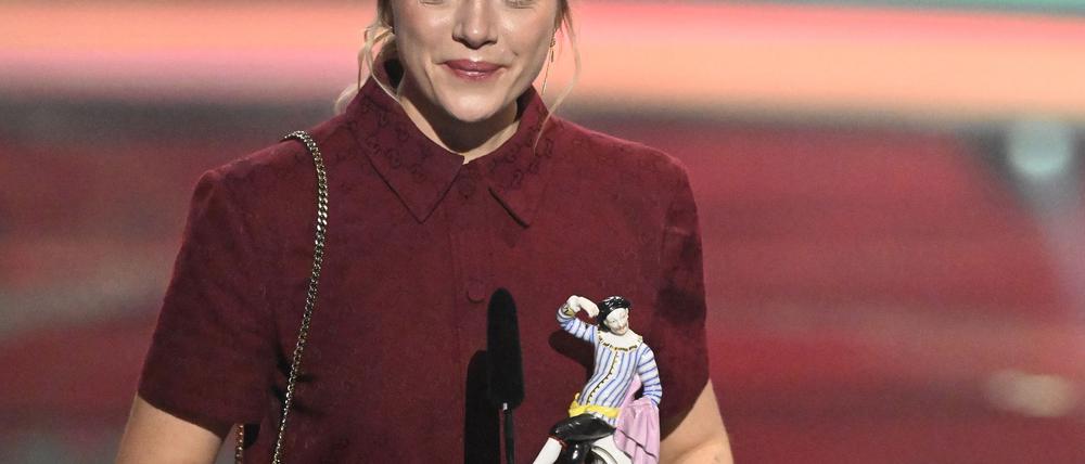 Jella Haase nutzte ihre Dankesrede für eindringliche Worte.