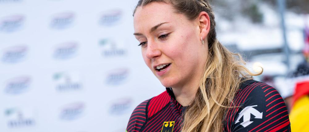 Die gesundheitlich angeschlagene Weltmeisterin Laura Nolte kam im Monobob-Rennen in St. Moritz auf Platz drei 