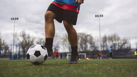 Ein Fussballspieler.