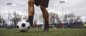 Ein Fussballspieler.