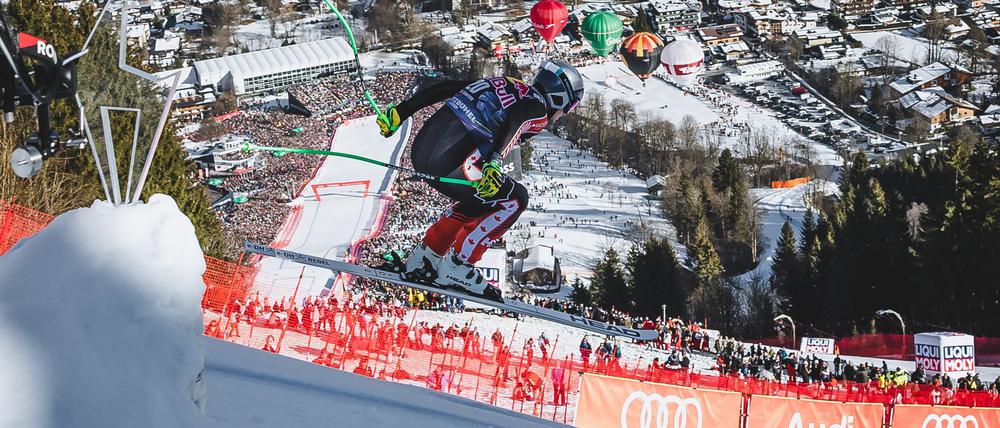 Traumhafte Kulisse in Tirol: James Crawford rast zum Sieg auf der Streif.