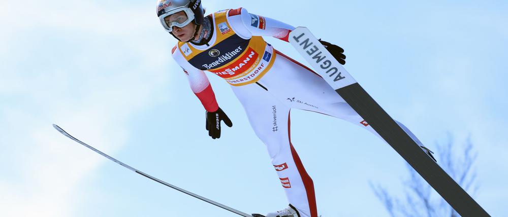 Tournee-Sieger Tschofenig fliegt in Oberstdorf.