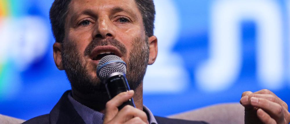 Israels rechtsextremer Finanzminister Smotrich setzt sich für eine israelische Wiederbesiedlung des Gazastreifens nach dem Krieg ein. (Archivbild)