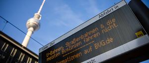 Tram-Station der BVG am Bahnhof Alexanderplatz.