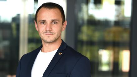 Alexander Poitz, stellvertretender Bundesvorsitzender der Gewerkschaft der Polizei (GdP), steht im Polizeipräsidium Brandenburg. 