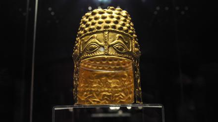 Den berühmten Goldhelm von Cotofenesti kennt in Rumänien jedes Kind.  