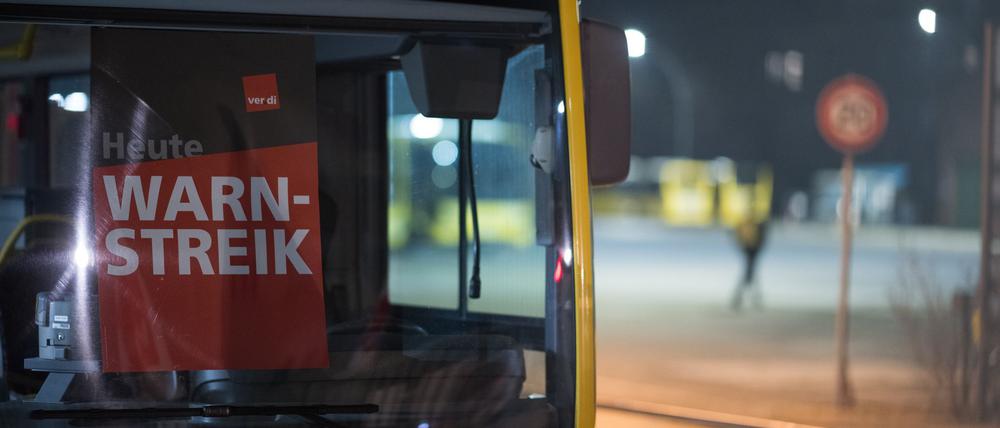 Viele Busse der BVG werden heute stillstehen. (Archivbild)