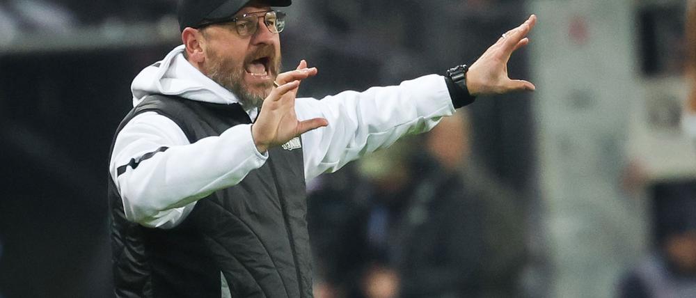 Union-Trainer Steffen Baumgart bezeichnet die Situation bei den Berlinern als „gefährlich“.