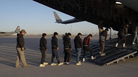 Abschiebeflug in den USA.