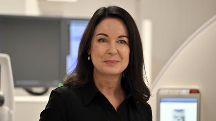 Gesundheitsministerin Britta Müller (parteilos).