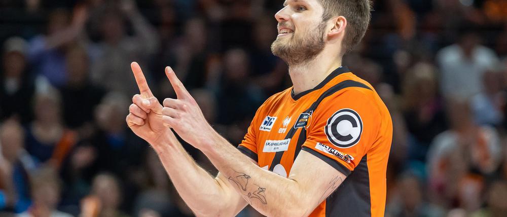 Schott: Müssen mehr Aufschlagdruck erzeugen.