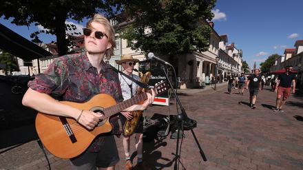 Für die Fête de la Musique in Potsdam – hier ein Foto von 2023 – werden Musiker und Locations gesucht.