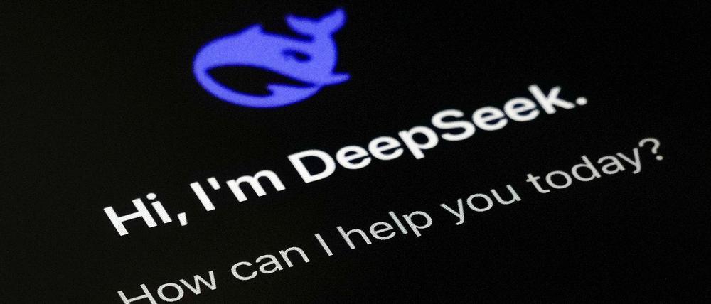 DeepSeek aus China will seine Künstliche Intelligenz sehr günstig entwickelt haben.