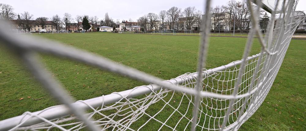 Der Sportplatz des ESV Lokomotive Potsdam.