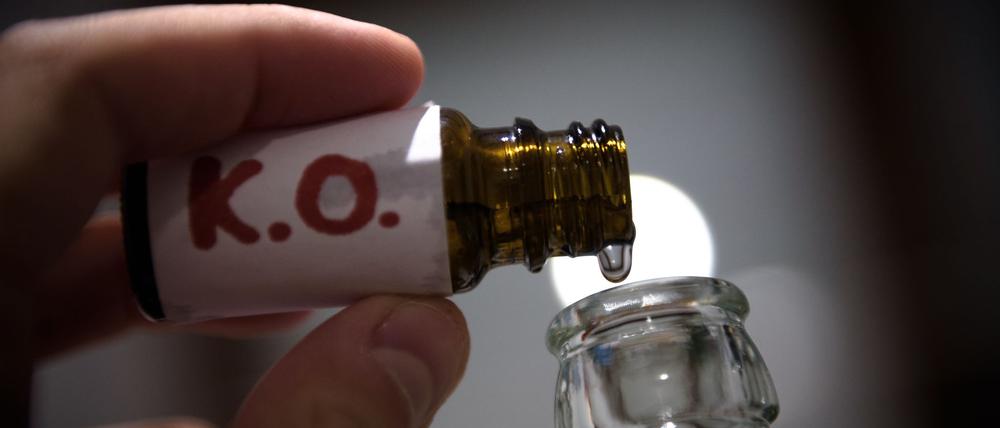 Wird der Einsatz von psychotropischen Substanzen bei Sexualdelikten hart genug bestraft? Der Berliner Senat sieht Nachholbedarf. (Symbolbild)