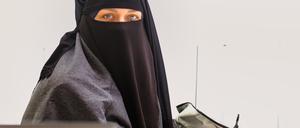 Die Klägerin im Berliner Verwaltungsgericht. 