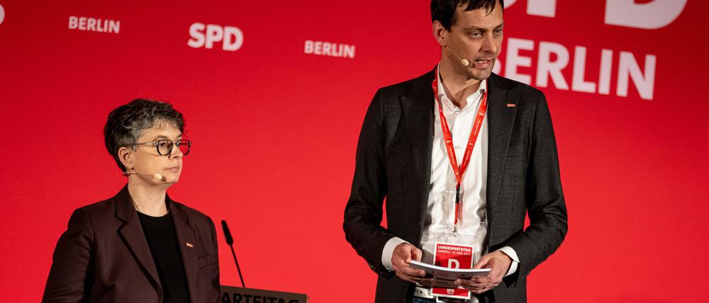 Die beiden SPD-Landesvorsitzenden Nicola Böcker-Giannini und Martin Hikel melden sich in der Migrationsdebatte zu Wort. (Archivbild) 
